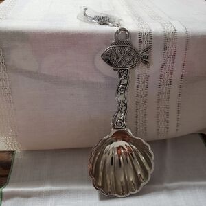 1990's Gantz Sea Shell Coffee Scoop